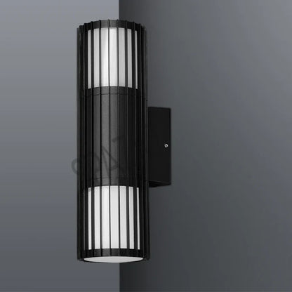 SPAZIO Paso Doblo Up & Down Outdoor Wall Light – 2 × E27, IP54