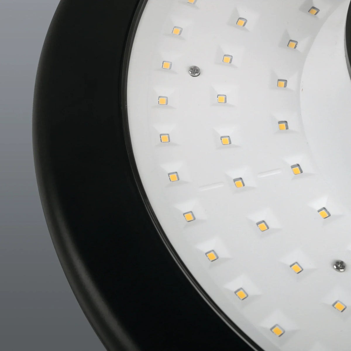 SPAZIO Sunflower Solar LED Post Top – close-up of the LED panel