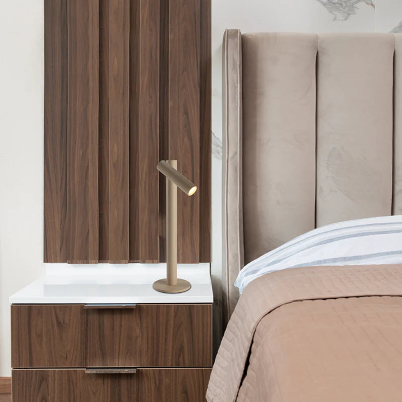 SPAZIO Zoom Rechargeable Table Lamp – lamp on a bedside table