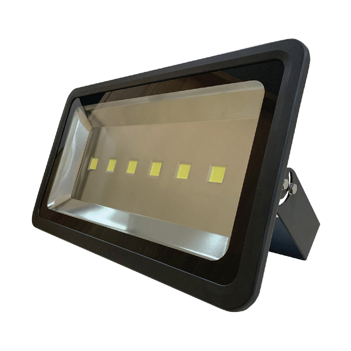 Synerji COB LED Floodlight – 300W, 6000K Daylight, IP66, Black