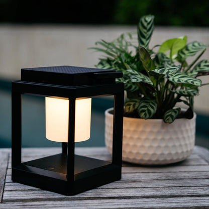 Synerji Solar LED Lantern – 3W, 300lm, 4000K, Solar & USB-C Charging, Black